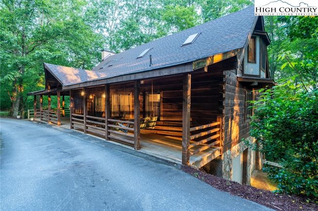 170 Mountain Laurel Ln, House other with 2 bedrooms, 4 bathrooms and null parking in Blowing Rock NC | Image 34