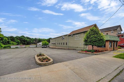 650 Washington Ave, Jermyn, PA, 18433-1607 | Card Image