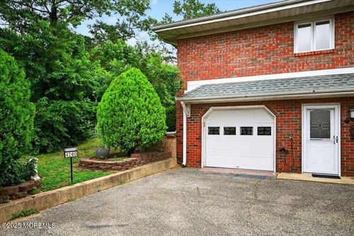 1704-428 Laurel Brook Dr, Brick, NJ, 08724-2810 | Card Image