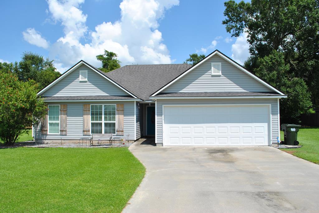 Eleanor Pl, Ray City, GA 31645
