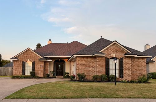 5016 Tensas Drive, Bossier City, LA, 71111 | Card Image