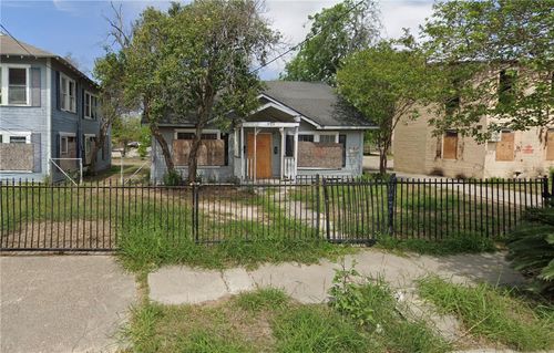 928 Park Ave, Corpus Christi, TX, 78401-3345 | Card Image