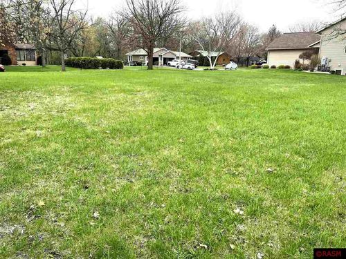 515 Drew Ave Se, Madelia, MN, 56062-1609 | Card Image