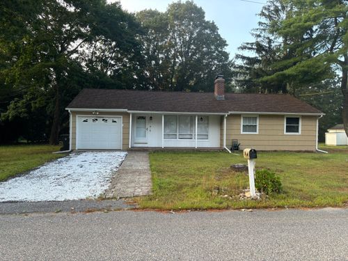 19 Larrow Dr, North Windham, CT, 06256-1316 | Card Image