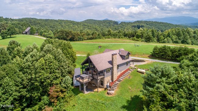 308 Walnut Mountain Farms Loop, House other with 4 bedrooms, 3 bathrooms and null parking in Roan Mountain TN | Image 40