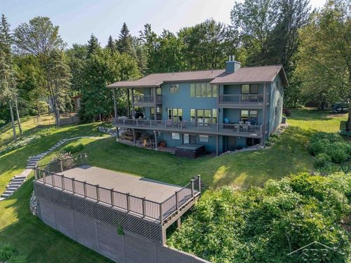 4394 N Francis Shores Ave, Sanford, MI, 48657-9357 | Card Image