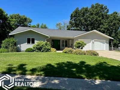 407 N Harlan Street, Home with 4 bedrooms, 1 bathrooms and 4 parking in Algona IA | Image 1