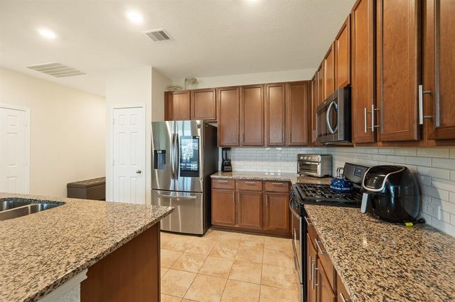 5907 Osprey Dr, House other with 4 bedrooms, 2 bathrooms and null parking in Rosenberg TX | Image 5