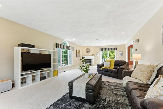 22 Campbell Rd, House other with 4 bedrooms, 3 bathrooms and 2 parking in Middleton MA | Image 17
