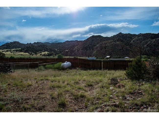 25500 Us Highway 50, House other with 3 bedrooms, 1 bathrooms and null parking in Cotopaxi CO | Image 17