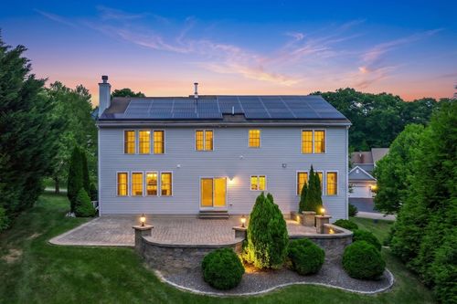37 Aspen Ave, South Grafton, MA, 01560-1373 | Card Image