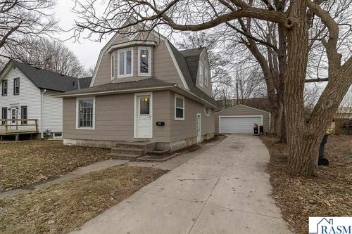 441 South Ave, North Mankato, MN, 56003-3860 | Card Image