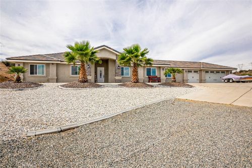 10375 Buffalo Rd, Oak Hills, CA, 92344 | Card Image