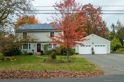 15 Maiden Ln, Plainville, CT, 06062-1211 | Card Image