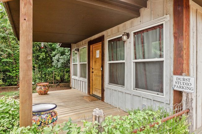 514 W Austin St, Home with 2 bedrooms, 2 bathrooms and null parking in Fredericksburg TX | Image 32
