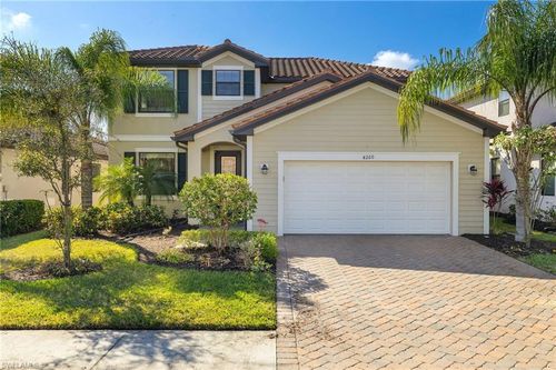 4260 Raffia Palm Cir, NAPLES, FL, 34119-9677 | Card Image
