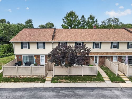 i-7-7970 Mentor Avenue, Mentor, OH, 44060 | Card Image