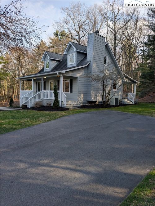 57 Village Rd, Roaring Gap, NC, 28668 | Card Image