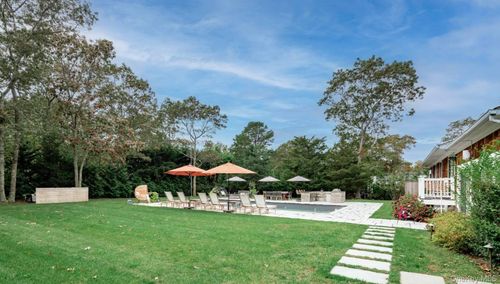 45 Sherwood Rd, Hampton Bays, NY, 11946-3616 | Card Image