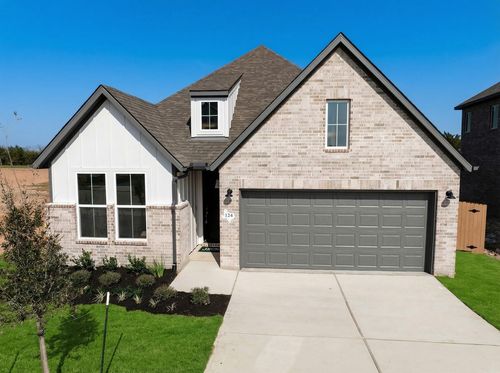 124 Silverbell Ln, Bastrop, TX, 78602-2487 | Card Image