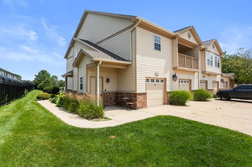 3752-3752 Thornhill Cir, Champaign, IL, 61822-3531 | Card Image
