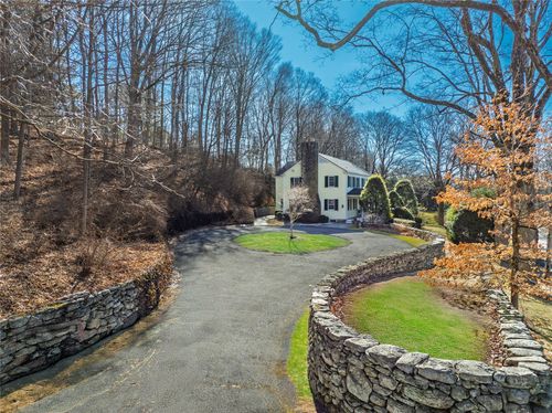 10 Whippoorwill Road, North Castle, NY, 10504 | Card Image