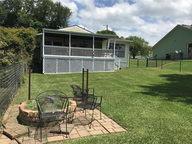 104 Bayside St, House other with 2 bedrooms, 2 bathrooms and 1 parking in Livingston TX | Image 4