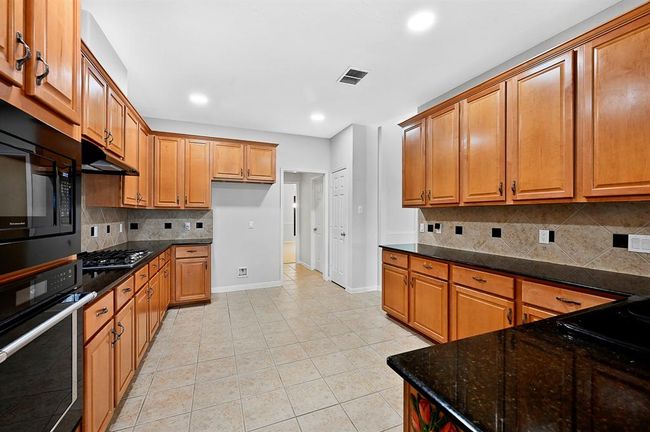 11338 Fawn Springs Ct, House other with 4 bedrooms, 6 bathrooms and 2 parking in Cypress TX | Image 9