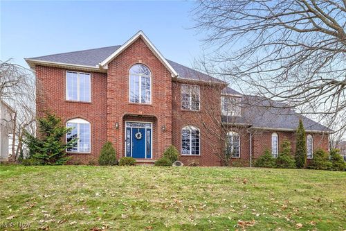 100 Merlot Ct, Doylestown, OH, 44230-1495 | Card Image