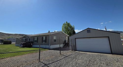 307 Hays Ln, Dubois, WY, 82513-5041 | Card Image