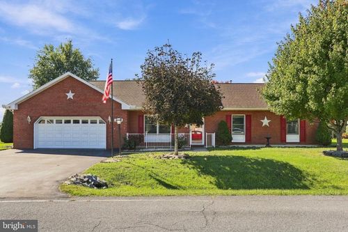 107 Grand Oak Dr, HAGERSTOWN, MD, 21740-3130 | Card Image