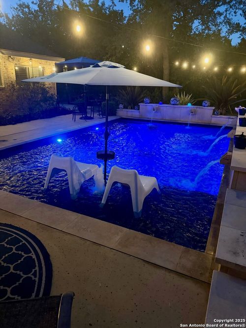 56 S Inwood Heights Dr, San Antonio, TX, 78248-1685 | Card Image