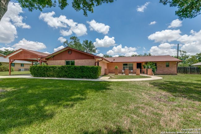10615 Bar X Trl, House other with 3 bedrooms, 2 bathrooms and null parking in Helotes TX | Image 25