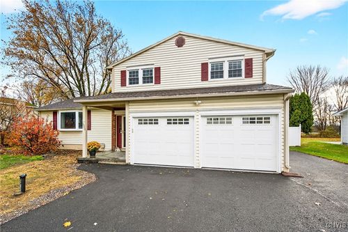 7949 Boxford Rd, Clay, NY, 13041-8606 | Card Image