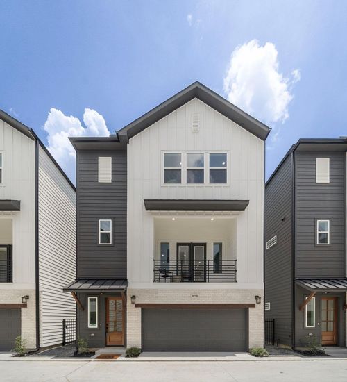 a-923 Fisher St, Houston, TX, 77018-5305 | Card Image