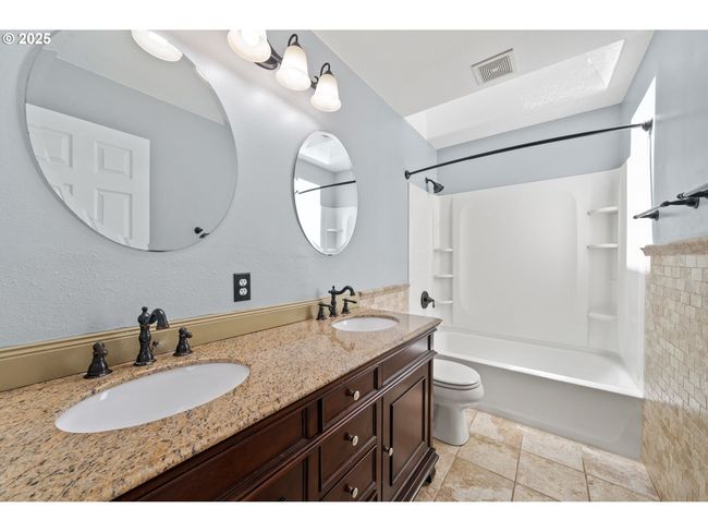 3541 Sw Wonderview Ave, House other with 7 bedrooms, 4 bathrooms and 2 parking in Gresham OR | Image 28