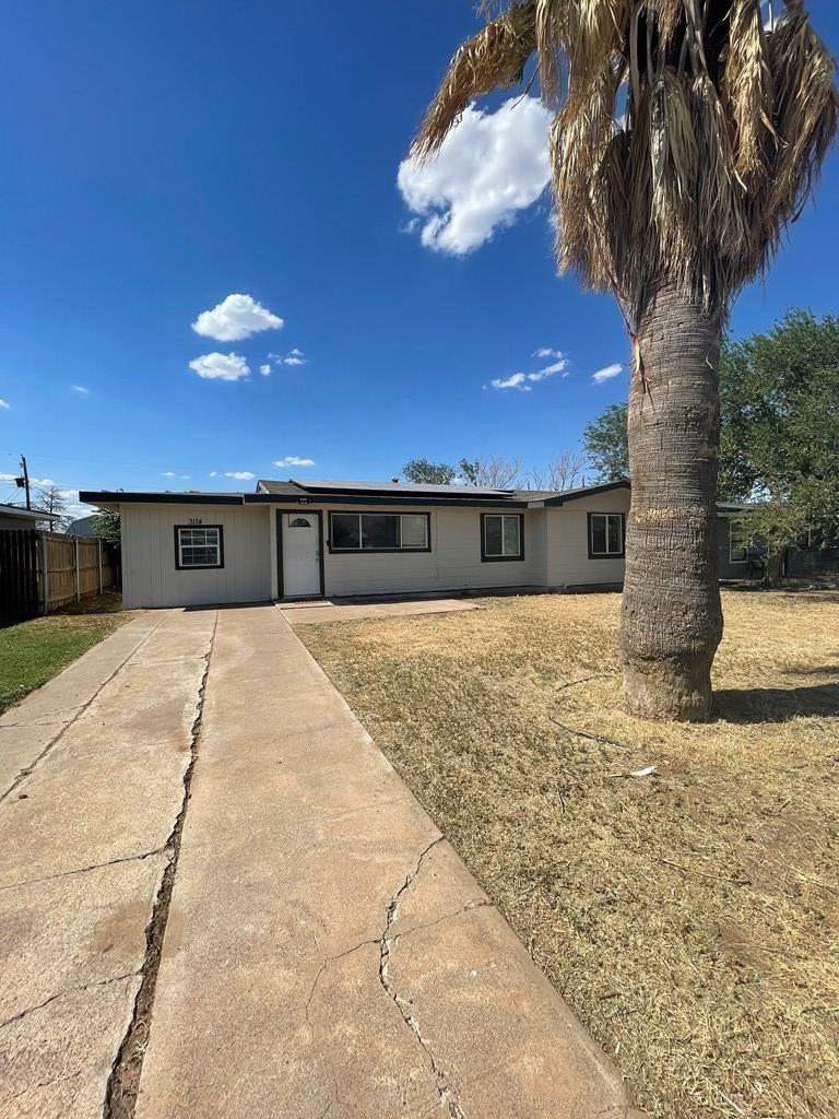 Thomas Ave, Midland, TX 79701