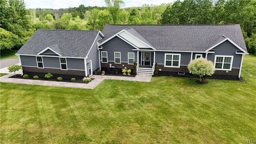 8165 Woods Hwy, Whitesboro, NY, 13492-3911 | Card Image