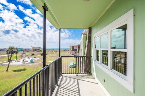 rm-38-700 Island Retreat Rd, Port Aransas, TX, 78373-6064 | Card Image