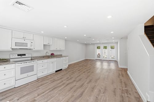 66-aka-27a-66 Pine Valley Dr, Falmouth, MA, 02540-2923 | Card Image