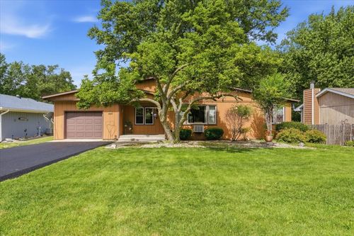39576 N Petite Pass, Antioch, IL, 60002 | Card Image