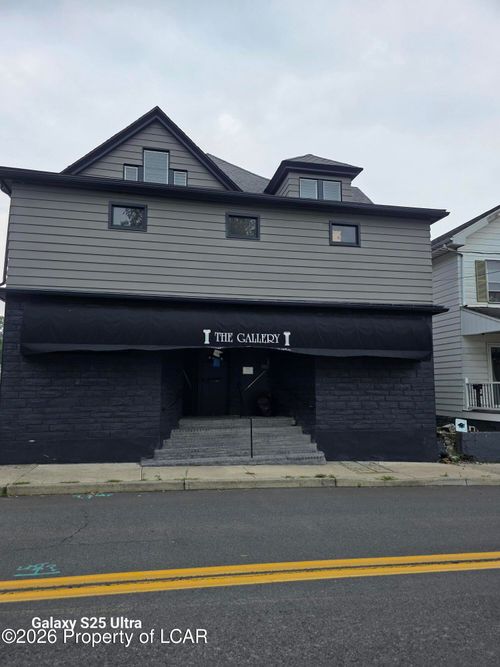 20 School St, Plains, PA, 18705-3453 | Card Image