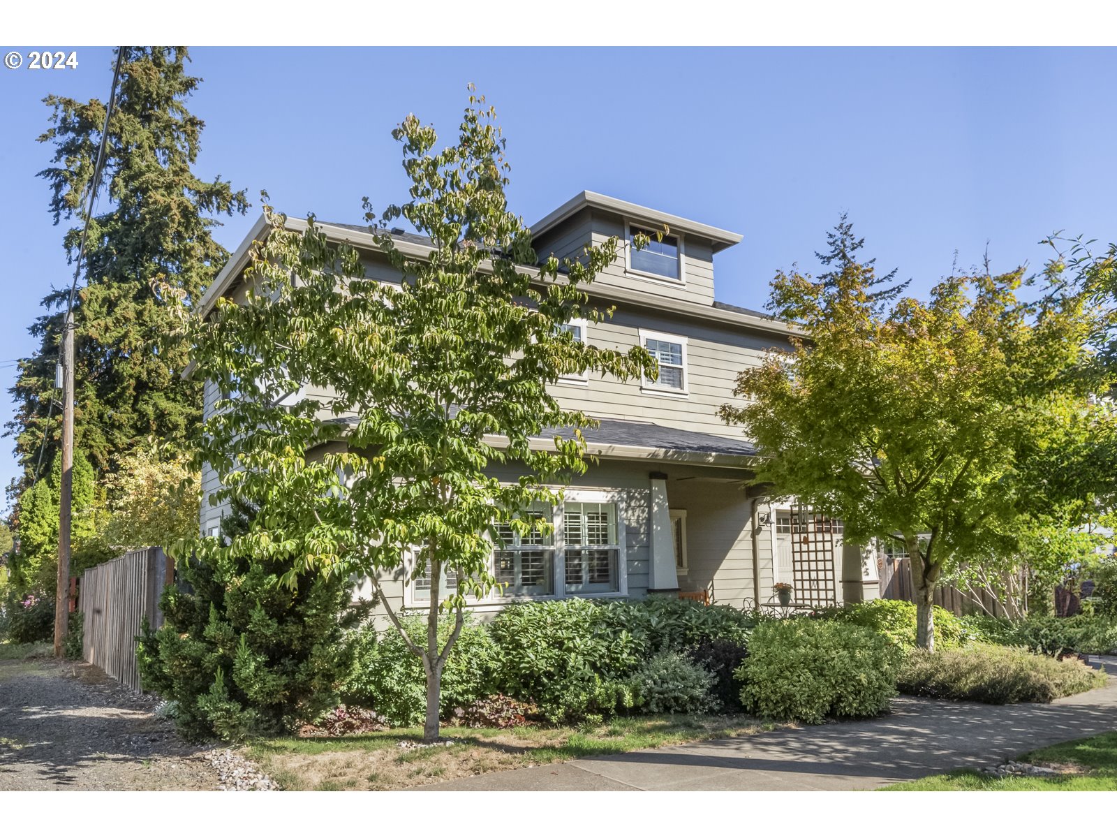 Jarrett St, Portland, OR 97211