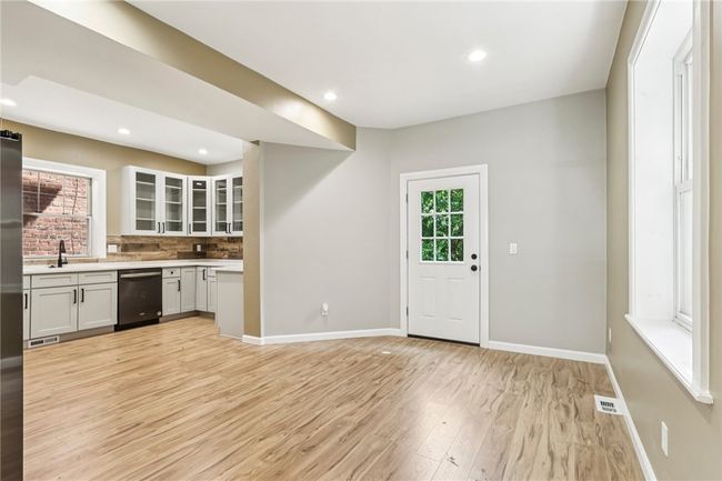 515 Peebles St, House other with 4 bedrooms, 4 bathrooms and null parking in Pittsburgh PA | Image 13
