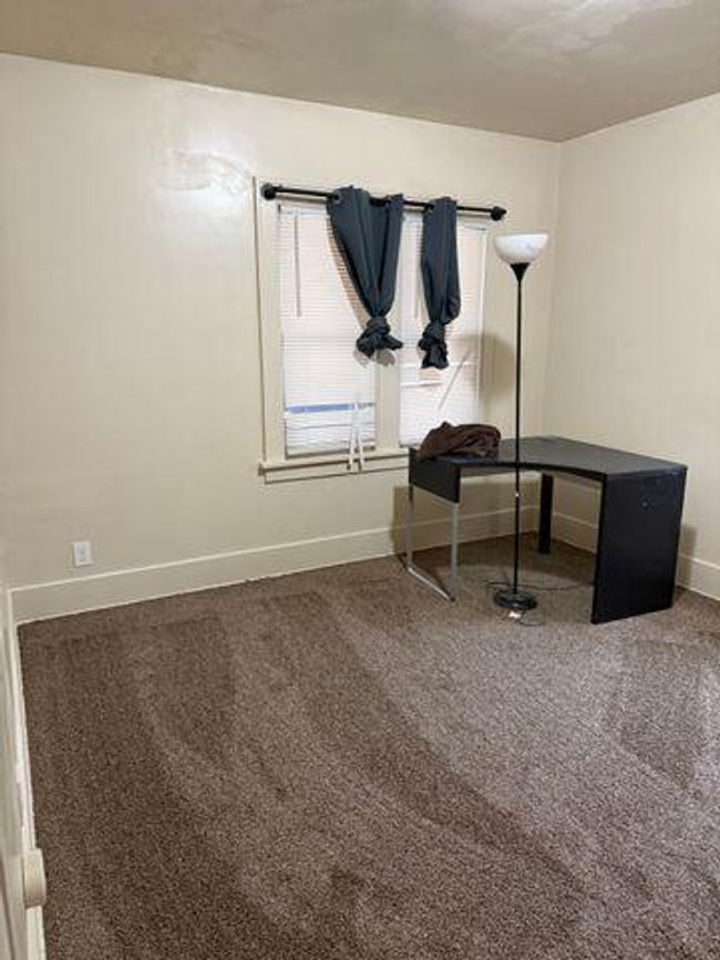 2844 Mackin Rd, House other with 2 bedrooms, 1 bathrooms and null parking in Flint MI | Image 9