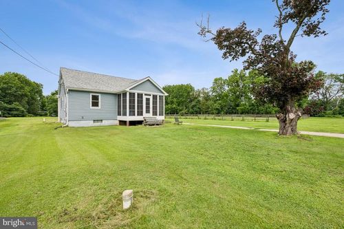 26 Hilliards Bridge Rd, Southampton, NJ, 08088-8802 | Card Image
