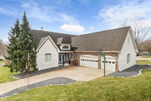 12096 Sail Place Dr, Indianapolis, IN, 46256-9441 | Card Image