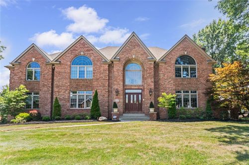232 Alaqua Dr, Sewickley, PA, 15143-9395 | Card Image