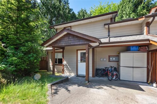 7-1626 Holly Cres, Ucluelet, BC, V0R3A0 | Card Image