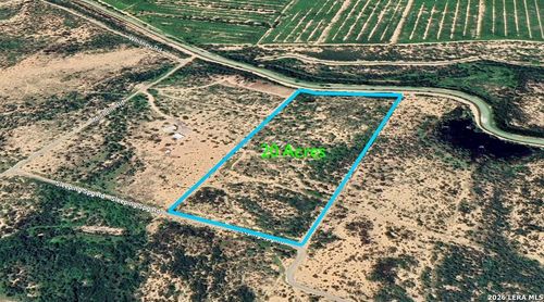 1912 Sleeping Spring, Eagle Pass, TX, 78852 | Card Image